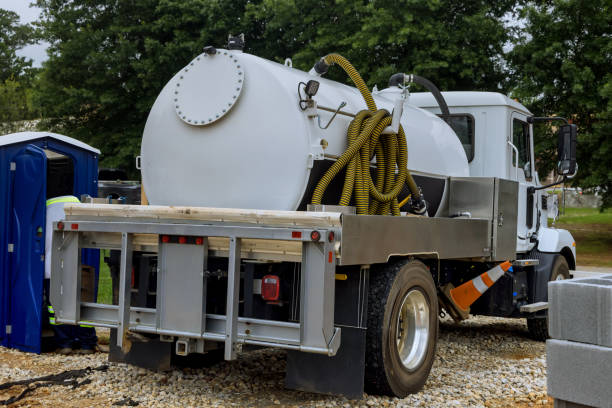 Portable Toilet Options We Offer in Pembroke, NC